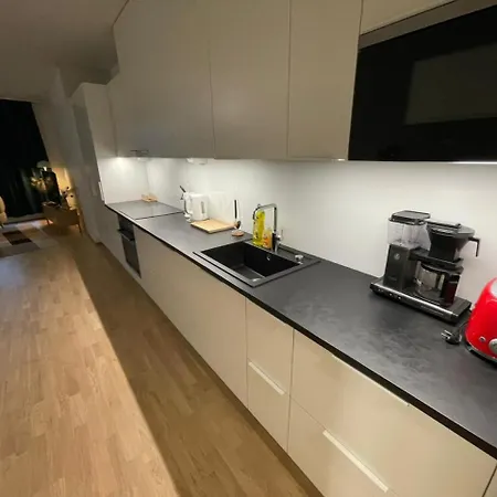 Casa Marin - Spacious 3 Bedroom With Sauna. Pet Friendly Διαμέρισμα *